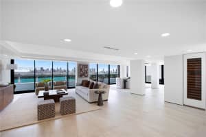 9 Island Ave APT T2, Miami Beach, FL 33139, - MLS#A12022062