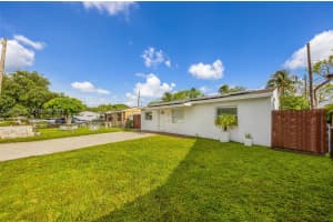 2411 Fletcher St, Hollywood, FL 33020, - MLS#A12022115