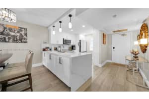 605 Oaks Dr APT 502, Pompano Beach, FL 33069, - MLS#A12022128