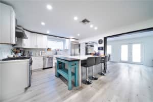 1301 Funston St, Hollywood, FL 33019, - MLS#A12022131