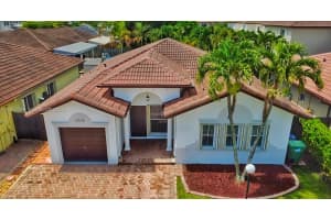 15548 SW 19th Ln, Miami, FL 33185, - MLS#A12022189