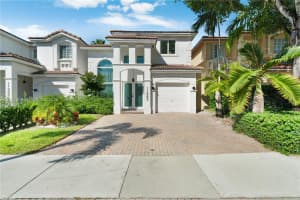 11583 NW 69th Terrace, Doral, FL 33178, - MLS#A12022309