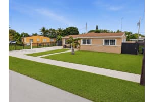 1081 NW 198th St, Miami, FL 33169, - MLS#A12022402