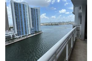 901 Brickell Key Blvd APT 2005, Miami, FL 33131, - MLS#A12022406