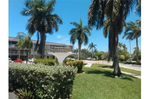 581 Blue Heron Dr APT 315B, Hallandale Beach, FL 33009, - MLS#A12022407