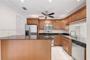 3840 Farragut St, Hollywood, FL 33021, - MLS#A12022494