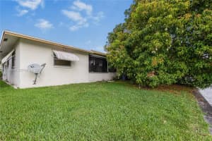 6013 NW 68th Ave, Tamarac, FL 33321, - MLS#A12022594