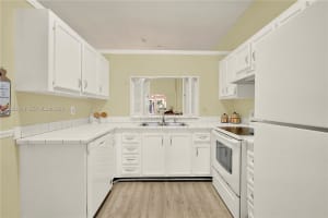 10813 SW 158th Ln, Miami, FL 33157, - MLS#A12022643