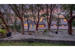 11651 SW 64th Ave, Miami, FL 33156, - MLS#A12022650