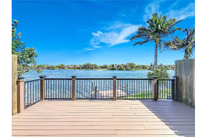 781 NE 195th St, Miami, FL 33179, - MLS#A12022707