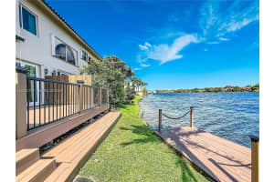 781 NE 195th St, Miami, FL 33179, - MLS#A12022707
