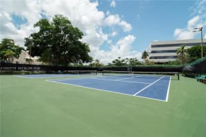 B, 8245 Lake Dr APT 405, Doral, FL 33166, - MLS#A12022719