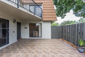 1530 W Harmony Lake Cir, Davie, FL 33324, - MLS#A12022878