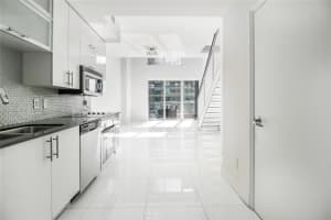 60 SW 13th St Apt 2208, Miami, FL 33130, - MLS#A12022879