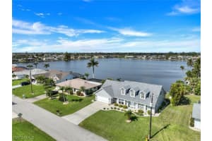 407 SW 37th St, Cape Coral, FL 33914, - MLS#A12022901