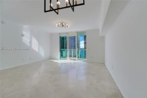 31 SE 5th St APT 3306, Miami, FL 33131, - MLS#A12022923