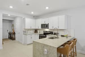 283 SW 169th Ln, Pembroke Pines, FL 33027, - MLS#A12023002