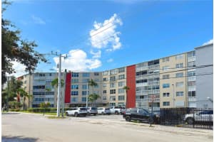 1475 NE 125th Terrace APT 408H, North Miami, FL 33161, - MLS#A12023116