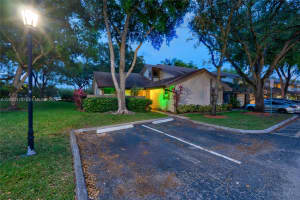 9367 SW 1st St #808, Plantation, FL 33324, - MLS#A12023175