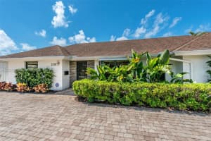 2330 NE 195th St, Miami, FL 33180, - MLS#A12023181
