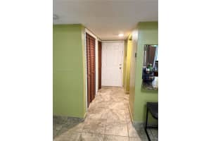 191 Lakeview Dr 103, Weston 191 Lakeview Dr 103, Weston