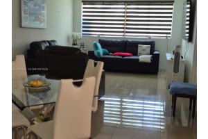 6195 Nw 186th St 106, Hialeah