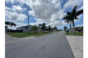 113 NW 38th Pl, Cape Coral, FL 33993, - MLS#A12023326