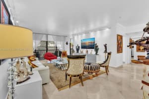 2000 E Island Blvd APT 305, Aventura, FL 33160, - MLS#A12023372