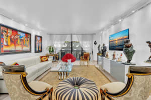 2000 E Island Blvd APT 305, Aventura, FL 33160, - MLS#A12023372