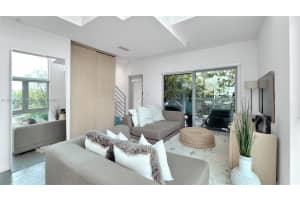 734 Michigan Ave APT 7, Miami Beach, FL 33139, - MLS#A12023381