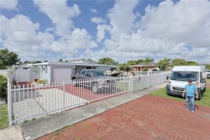 330 W 44th St, Hialeah, FL 33012, - MLS#A12023406