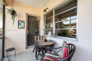 160 Ne 8th Avenue 21a, Hallandale Beach 160 Ne 8th Avenue 21a, Hallandale Beach