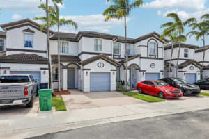 7616 NW 114th Path, Medley, FL 33178, - MLS#A12023533