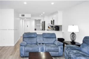 1021 Mockingbird Ln APT 202, Plantation, FL 33324, - MLS#A12023628