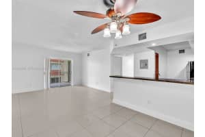 18850 NW 57th Ave APT 208, Hialeah, FL 33015, - MLS#A12023648