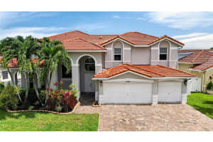 16387 Nw 13th St, Pembroke Pines