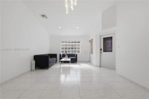 17655 SW 6th St, Pembroke Pines, FL 33029, - MLS#A12023660