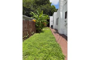 1727 Nw 50th St, Miami 1727 Nw 50th St, Miami