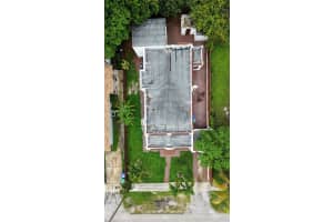 1727 NW 50th St, Miami, FL 33142, - MLS#A12023728