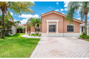 16452 SW 99th Ln, Miami, FL 33196, - MLS#A12023750