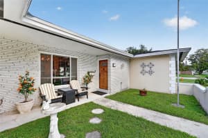 18543 SW 91st Ave, Cutler Bay, FL 33157, - MLS#A12023853