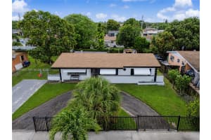 18805 NW 19th Ct, Miami Gardens, FL 33056, - MLS#A12023857