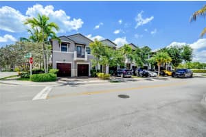 5820 NW 104th Ct, Doral, FL 33178, - MLS#A12023866