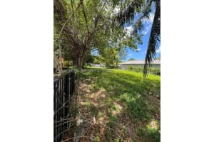 665 Nw 43rd St Miami, FL 33127 - MLS#A12023886