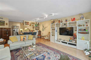 21300 San Simeon Way APT N5, Miami, FL 33179, - MLS#A12023894