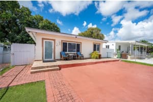 228 W 18th St, Hialeah, FL 33010, - MLS#A12023957