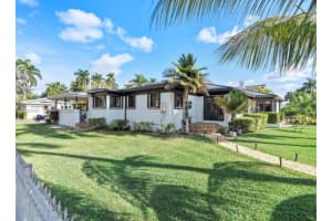 MLS# A12023983, Hollywood, Florida 33019