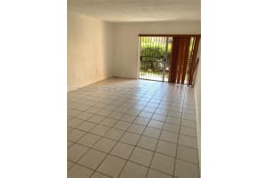 1300 W 47th Pl APT 118, Hialeah, FL 33012, - MLS#A12024058
