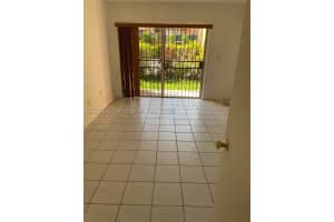 1300 W 47th Pl APT 118, Hialeah, FL 33012, - MLS#A12024058