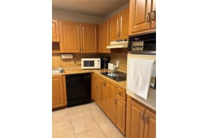 MLS# A12024090, Weston, Florida 33326